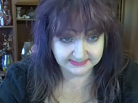 Snapshot of ElenaZed chatting on February 26, 2025, 10:05 am ElenaZed online show from February 26, 2025, 10:05 am