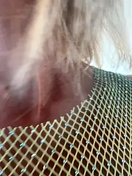 nicole 98 online show from September 8, 2025, 2:27 pm