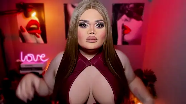 Snapshot of KarolinaThompson chatting on September 23, 2025, 6:48 pm KarolinaThompson online show from September 23, 2025, 6:48 pm