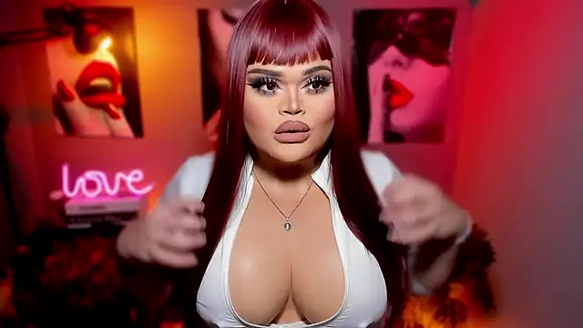 Snapshot of KarolinaThompson chatting on September 21, 2025, 9:14 am KarolinaThompson online show from September 21, 2025, 9:14 am