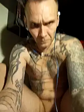 Snapshot of rus333 chatting on March 15, 2025, 12:04 am rus333 online show from March 15, 2025, 12:04 am