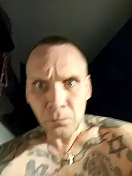 Snapshot of rus333 chatting on February 20, 2025, 1:03 am rus333 online show from February 20, 2025, 1:03 am