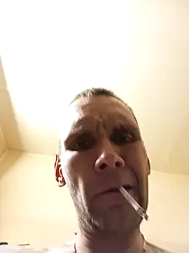 Snapshot of rus333 chatting on December 6, 2024, 11:30 pm rus333 online show from December 6, 2024, 11:30 pm