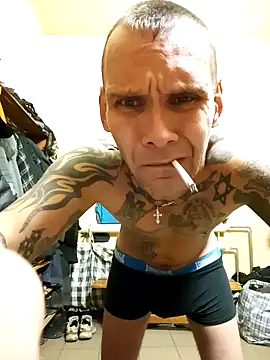 Snapshot of rus333 chatting on December 22, 2024, 11:52 pm rus333 online show from December 22, 2024, 11:52 pm