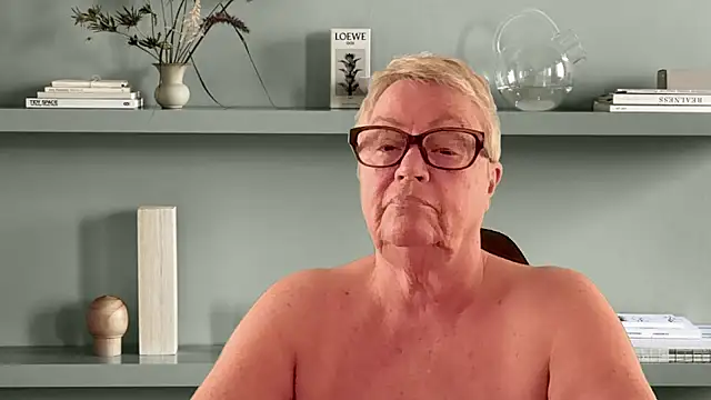GrannyChrissy68 online show from March 20, 2026, 4:19 pm
