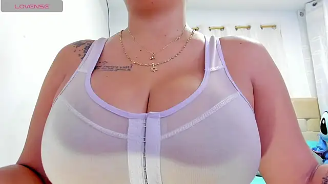 Snapshot of sweetfabianaxl chatting on March 20, 2026, 7:59 pm sweetfabianaxl online show from March 20, 2026, 7:59 pm