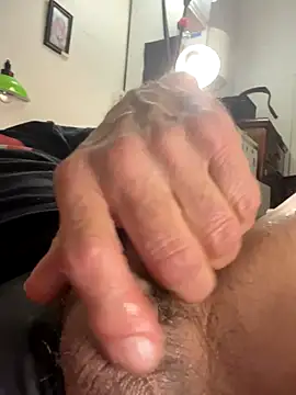 Trainee2Bpeed online show from October 22, 2025, 9:42 am