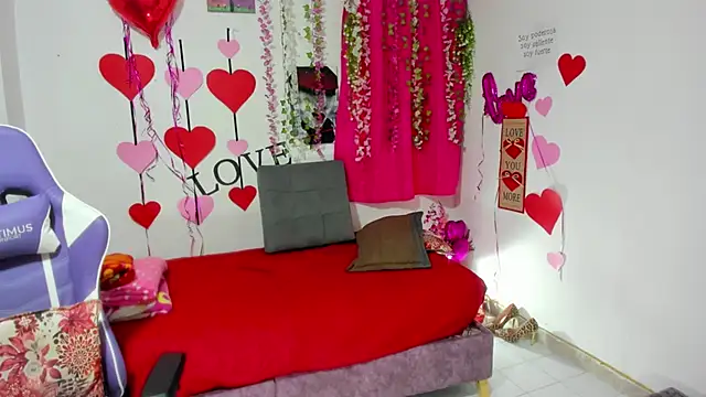 Snapshot of samantha__smile chatting on November 30, 2025, 8:20 pm samantha smile online show from November 30, 2025, 8:20 pm