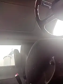 trucker1979 online show from April 7, 2026, 5:26 pm