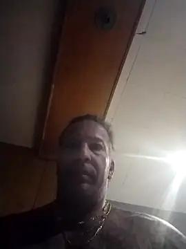 trucker1979 online show from June 18, 2026, 3:17 pm