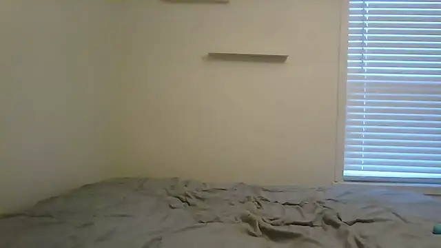 Snapshot of beautylovess chatting on November 11, 2025, 12:55 pm beautylovess online show from November 11, 2025, 12:55 pm