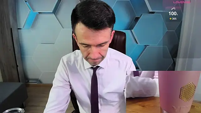 Snapshot of SteveTiger chatting on March 23, 2026, 11:54 am SteveTiger online show from March 23, 2026, 11:54 am