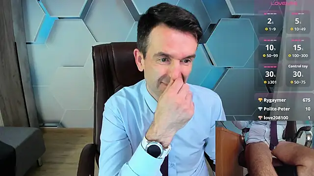 Snapshot of SteveTiger chatting on March 31, 2026, 3:47 pm SteveTiger online show from March 31, 2026, 3:47 pm