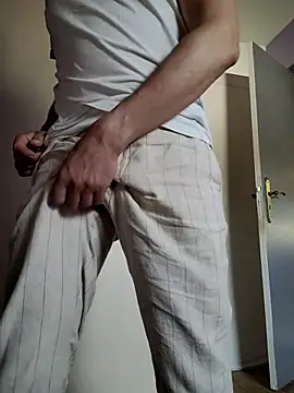Justforoneday online show from May 26, 2026, 2:59 pm