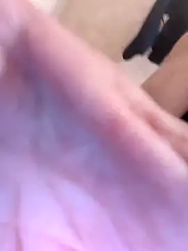 Snapshot of bobby69cock chatting on November 16, 2025, 9:36 am bobby69cock online show from November 16, 2025, 9:36 am