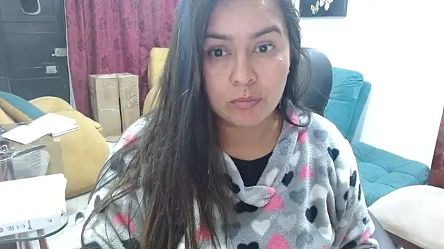 Ixchel Anaid online show from May 20, 2026, 2:08 am