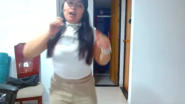 Snapshot of Ixchel_Anaid chatting on March 9, 2026, 8:34 pm Ixchel Anaid online show from March 9, 2026, 8:34 pm