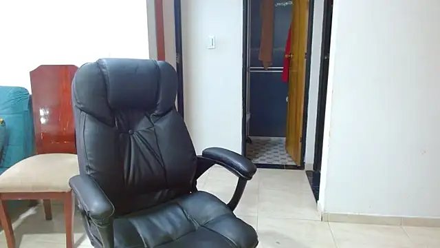 Snapshot of Ixchel_Anaid chatting on November 24, 2025, 1:22 pm Ixchel Anaid online show from November 24, 2025, 1:22 pm