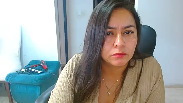 Ixchel Anaid online show from May 31, 2026, 3:07 pm