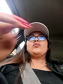 Snapshot of Ixchel_Anaid chatting on March 18, 2025, 6:28 pm Ixchel Anaid online show from March 18, 2025, 6:28 pm