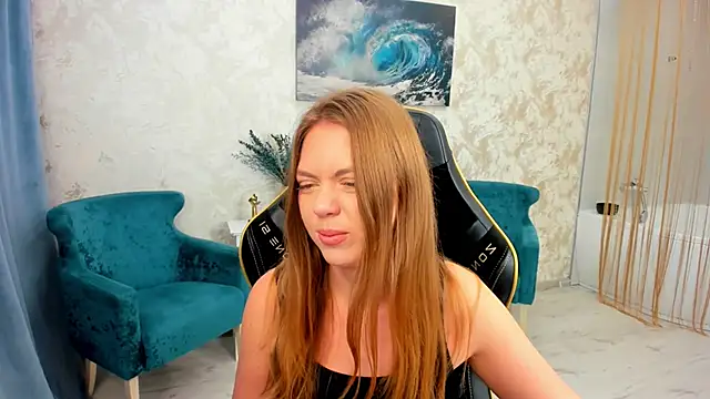 Strawberrye online show from April 3, 2026, 3:24 am