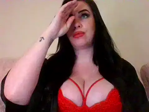 Snapshot of EmilyBlue chatting on December 5, 2024, 1:31 am EmilyBlue online show from December 5, 2024, 1:31 am