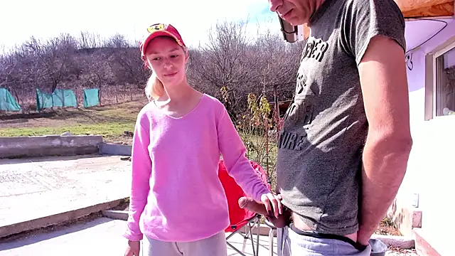 Snapshot of luxurydoll21 chatting on March 14, 2025, 8:42 am luxurydoll21 online show from March 14, 2025, 8:42 am