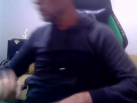 Snapshot of boran34 chatting on December 21, 2025, 10:32 pm boran34 online show from December 21, 2025, 10:32 pm