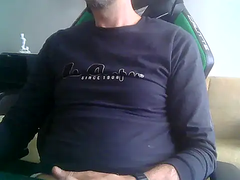 Snapshot of boran34 chatting on May 13, 2026, 3:52 pm boran34 online show from May 13, 2026, 3:52 pm