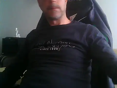 Snapshot of boran34 chatting on May 21, 2026, 4:15 pm boran34 online show from May 21, 2026, 4:15 pm