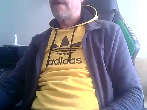 Snapshot of boran34 chatting on May 2, 2026, 9:03 am boran34 online show from May 2, 2026, 9:03 am