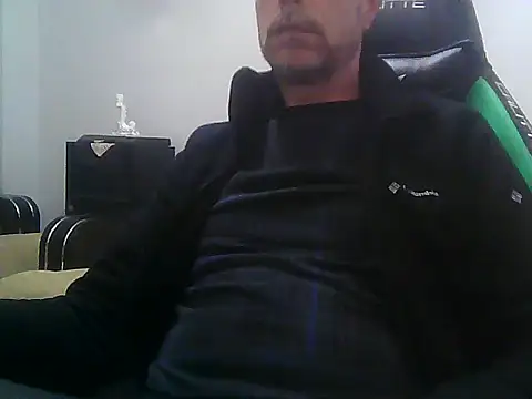 Snapshot of boran34 chatting on April 14, 2026, 4:23 pm boran34 online show from April 14, 2026, 4:23 pm