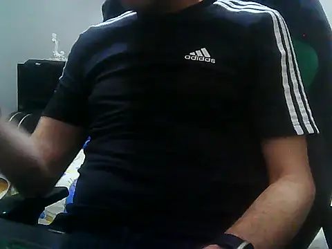Snapshot of boran34 chatting on May 29, 2026, 9:32 pm boran34 online show from May 29, 2026, 9:32 pm