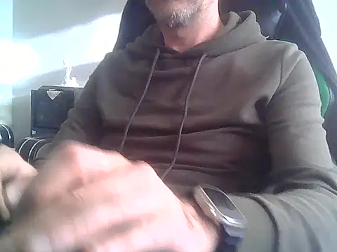 Snapshot of boran34 chatting on April 8, 2026, 3:35 pm boran34 online show from April 8, 2026, 3:35 pm