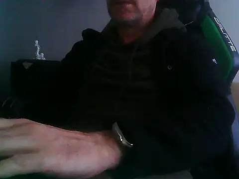 Snapshot of boran34 chatting on April 10, 2026, 4:14 pm boran34 online show from April 10, 2026, 4:14 pm