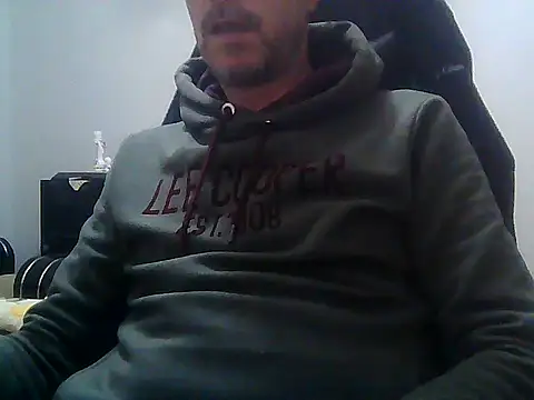 Snapshot of boran34 chatting on February 23, 2026, 7:47 pm boran34 online show from February 23, 2026, 7:47 pm