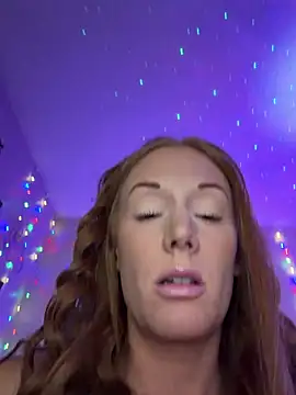 Snapshot of Lexi_Star chatting on February 19, 2026, 5:26 am Lexi Star online show from February 19, 2026, 5:26 am