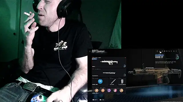 Snapshot of Anix888 chatting on October 6, 2025, 4:35 am Anix888 online show from October 6, 2025, 4:35 am