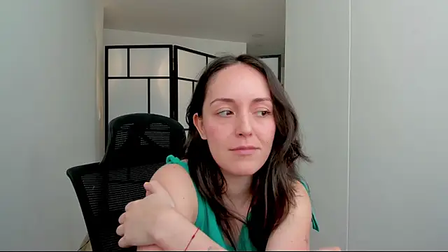 Snapshot of molly_marmalade_ chatting on December 3, 2025, 4:17 pm molly marmalade online show from December 3, 2025, 4:17 pm