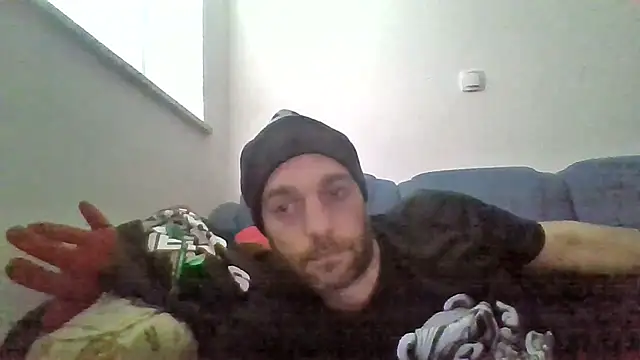 Snapshot of men87 chatting on March 18, 2026, 3:24 pm men87 online show from March 18, 2026, 3:24 pm