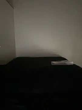 Amanita Bloom online show from April 18, 2026, 8:27 am