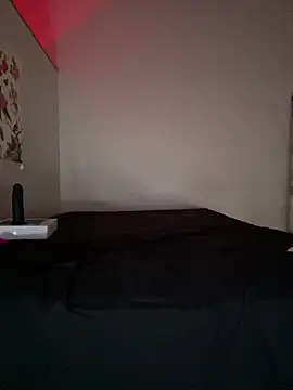 Amanita Bloom online show from December 18, 2025, 7:57 am