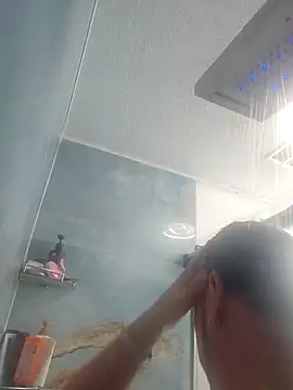 Snapshot of latinoflpr chatting on September 30, 2025, 3:12 am latinoflpr online show from September 30, 2025, 3:12 am