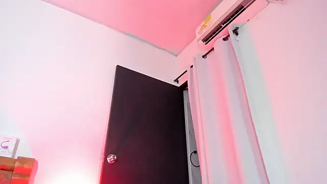 PIA GREAT online show from March 28, 2026, 1:17 am