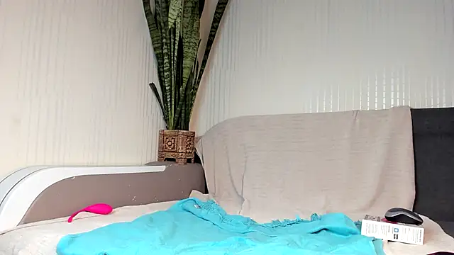 Analcatwalk online show from December 12, 2024, 2:26 am