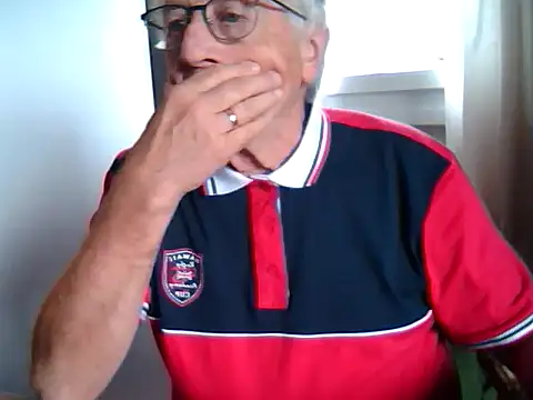 Snapshot of johnjohn622662 chatting on September 23, 2025, 12:23 pm johnjohn622662 online show from September 23, 2025, 12:23 pm