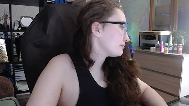 Snapshot of AnKey_Rayah chatting on February 7, 2025, 1:47 am AnKey Rayah online show from February 7, 2025, 1:47 am