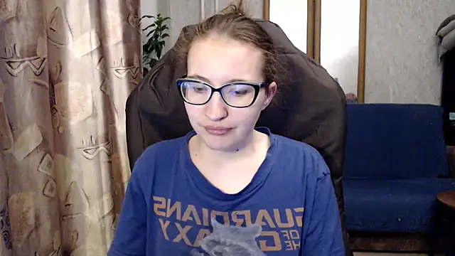 AnKey Rayah online show from April 8, 2026, 11:06 pm