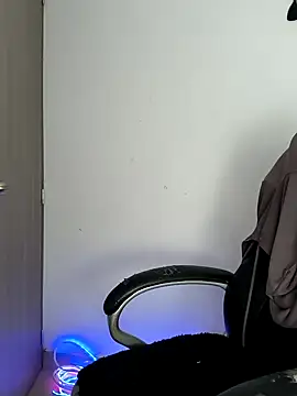 Snapshot of paola091 chatting on November 14, 2025, 12:03 am paola091 online show from November 14, 2025, 12:03 am