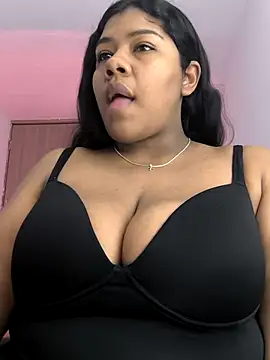 Snapshot of paola091 chatting on November 22, 2025, 12:04 pm paola091 online show from November 22, 2025, 12:04 pm